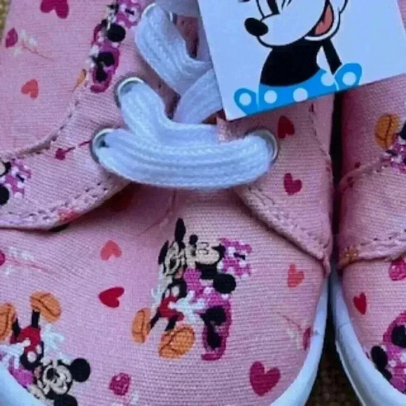 NEW Disney Minnie Mouse Pink Sneakers Slip On Shoes Girls Sz 2 NWT - Picture 7 of 11
